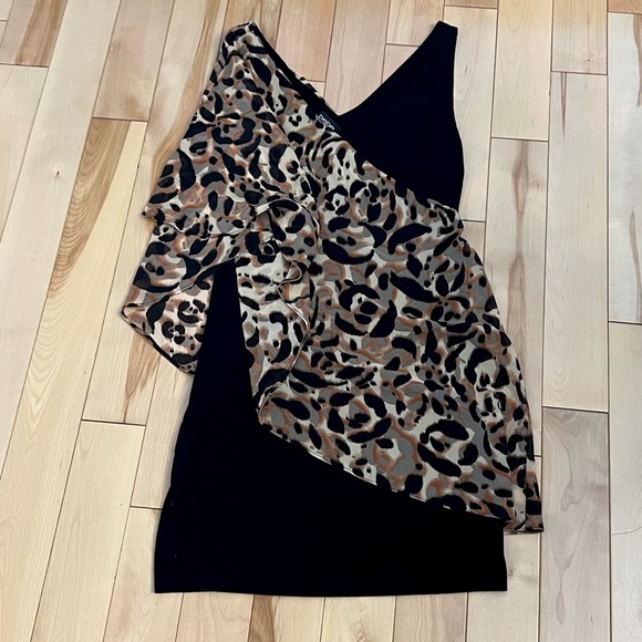 Bebe dress - Picture 2 of 14